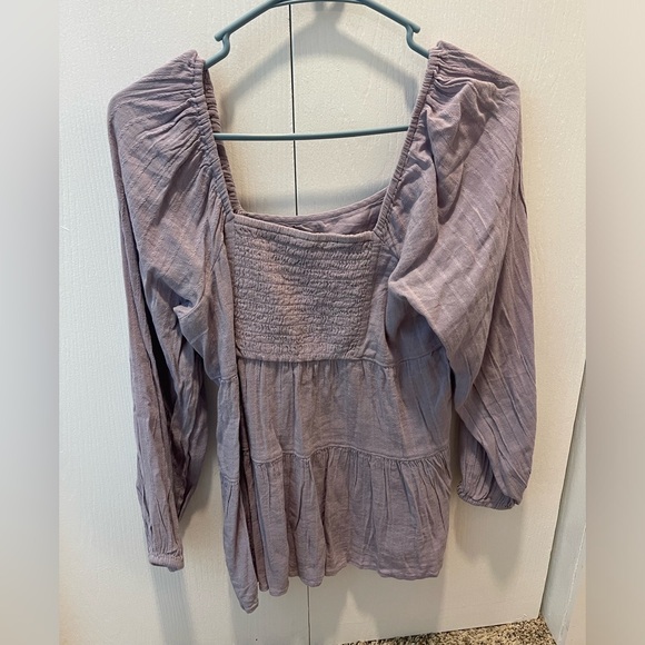 American Eagle top - Picture 2 of 4